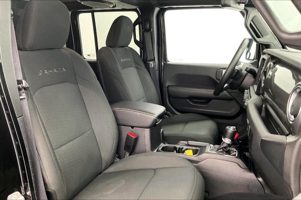 used 2022 Jeep Wrangler Unlimited car, priced at $36,000