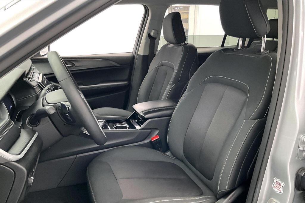 used 2023 Jeep Grand Cherokee L car, priced at $27,100