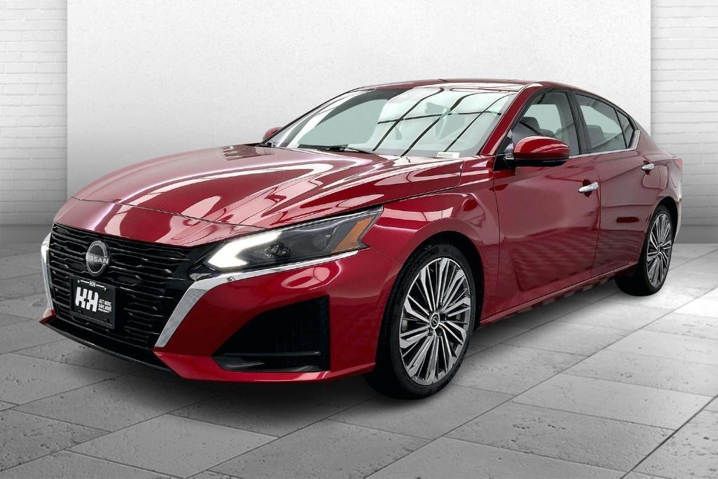 used 2023 Nissan Altima car, priced at $23,250