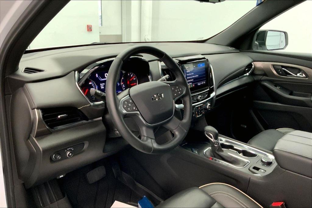used 2023 Chevrolet Traverse car, priced at $39,995