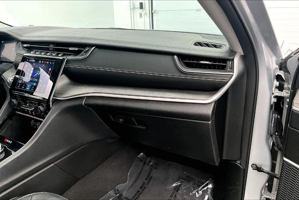 used 2021 Jeep Grand Cherokee L car, priced at $30,980