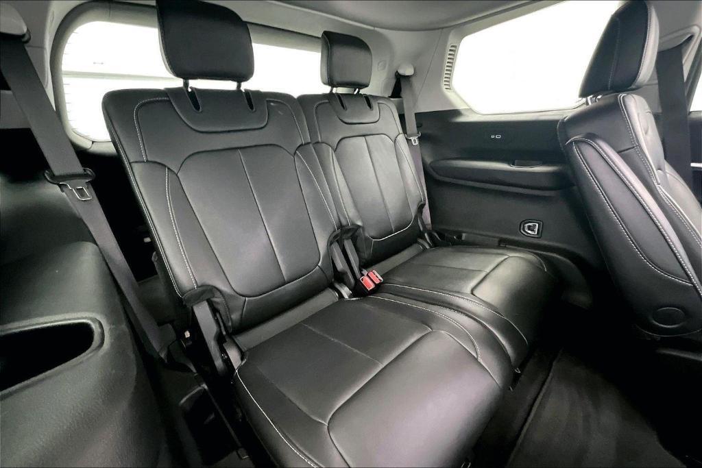 used 2021 Jeep Grand Cherokee L car, priced at $30,980