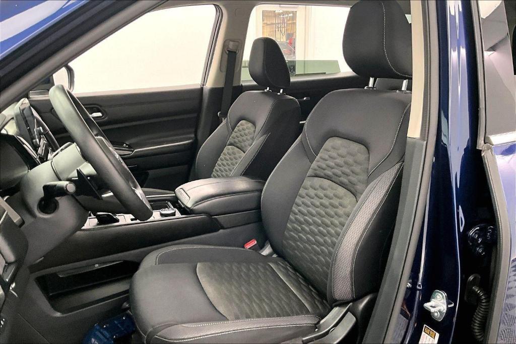 used 2022 Nissan Pathfinder car, priced at $23,995