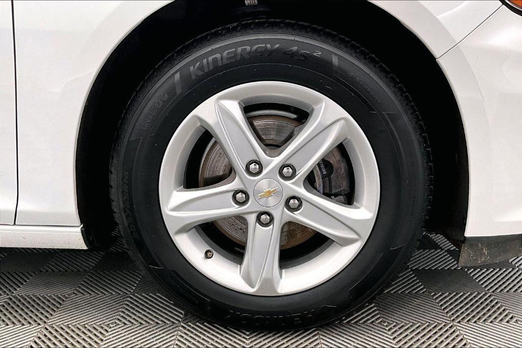 used 2024 Chevrolet Malibu car, priced at $18,495