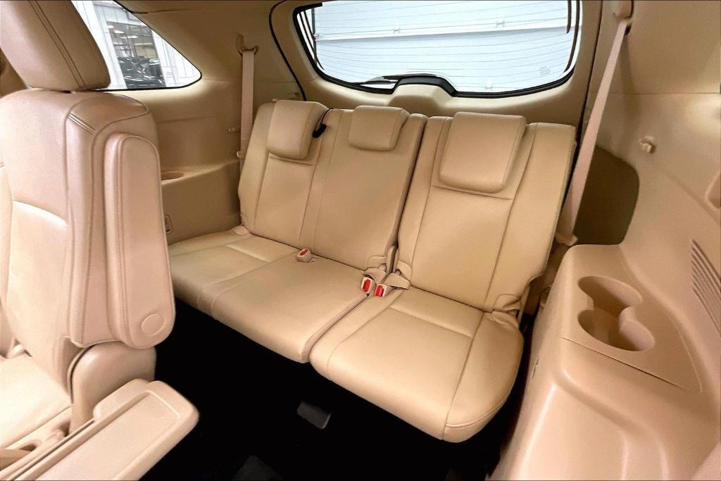 used 2019 Toyota Highlander car, priced at $26,359