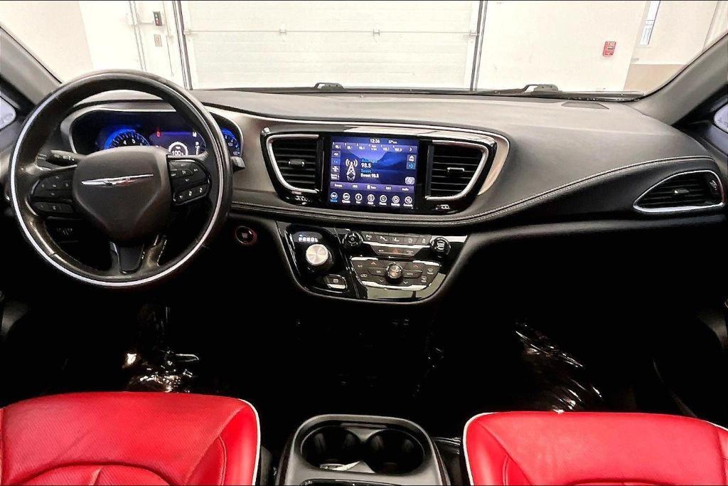 used 2020 Chrysler Pacifica car, priced at $21,400