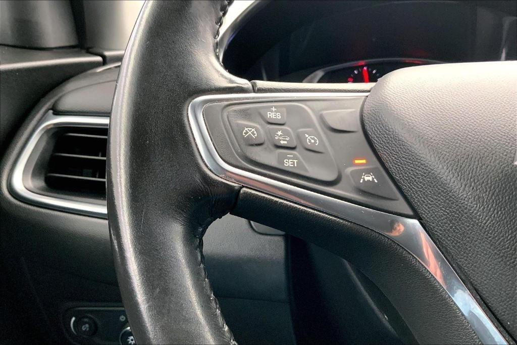 used 2021 Chevrolet Equinox car, priced at $22,365