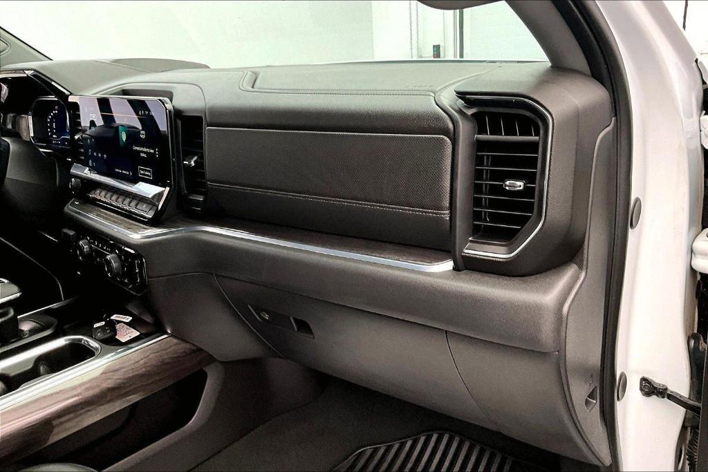 used 2024 Chevrolet Silverado 1500 car, priced at $41,495