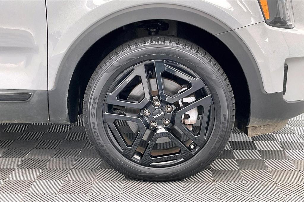 used 2024 Kia Telluride car, priced at $40,500