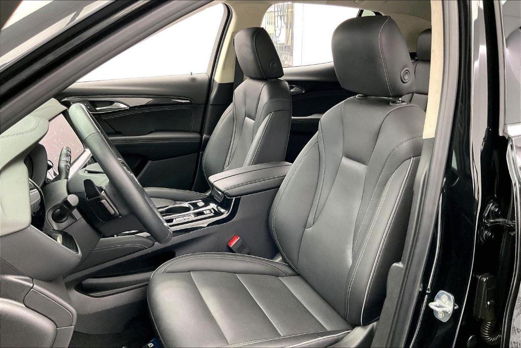 used 2023 Buick Envision car, priced at $28,500