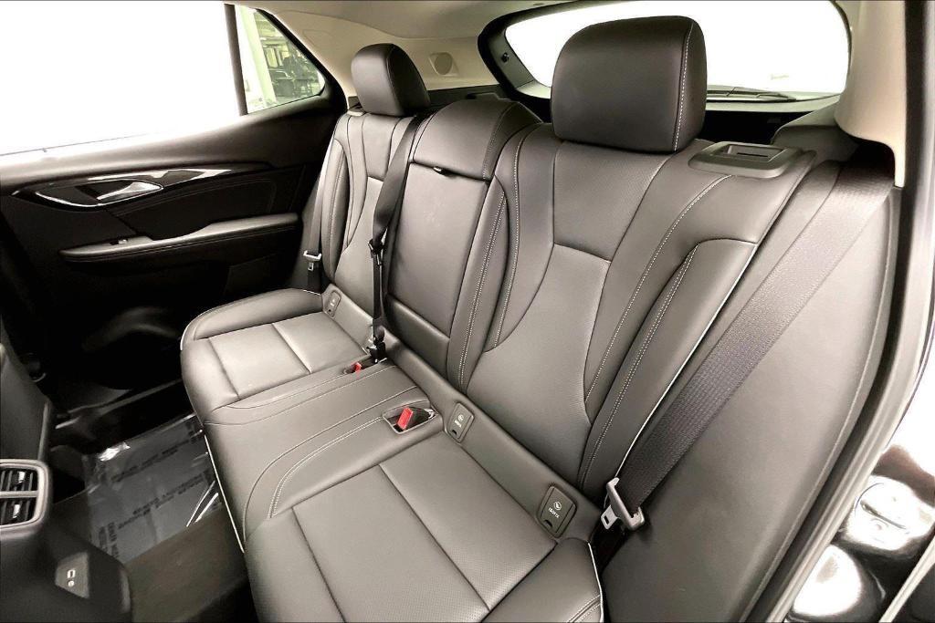 used 2023 Buick Envision car, priced at $28,500