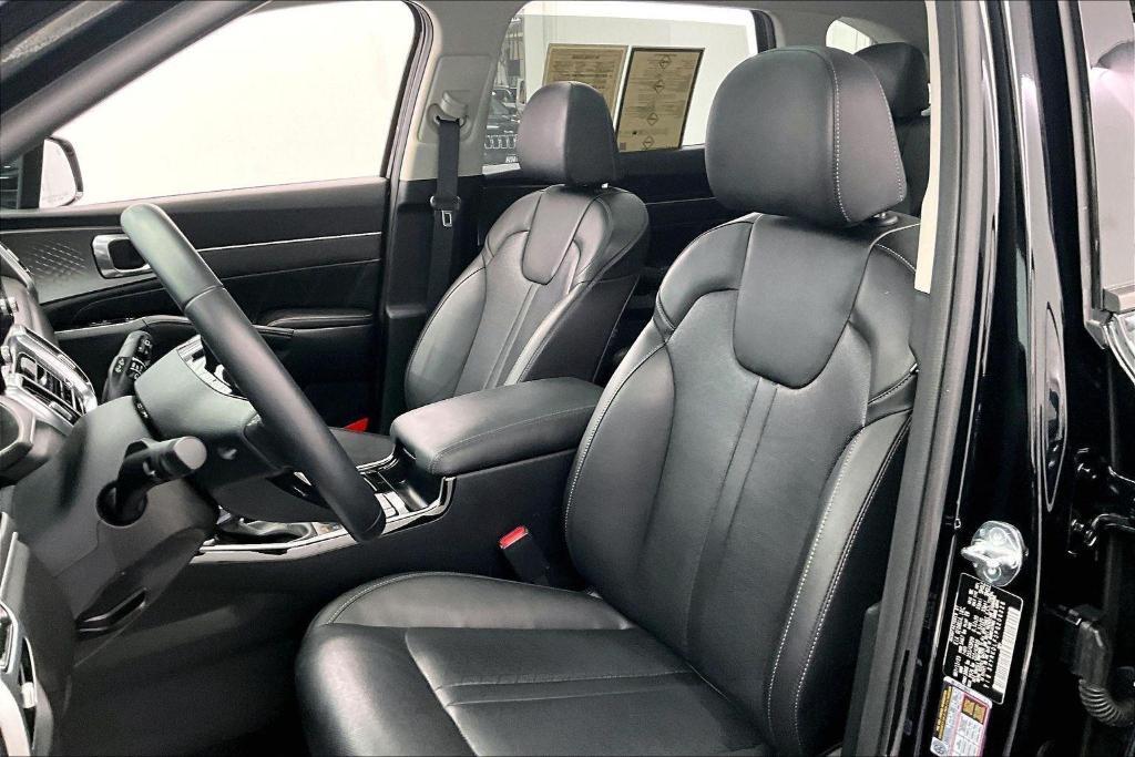 used 2023 Kia Sorento car, priced at $33,500