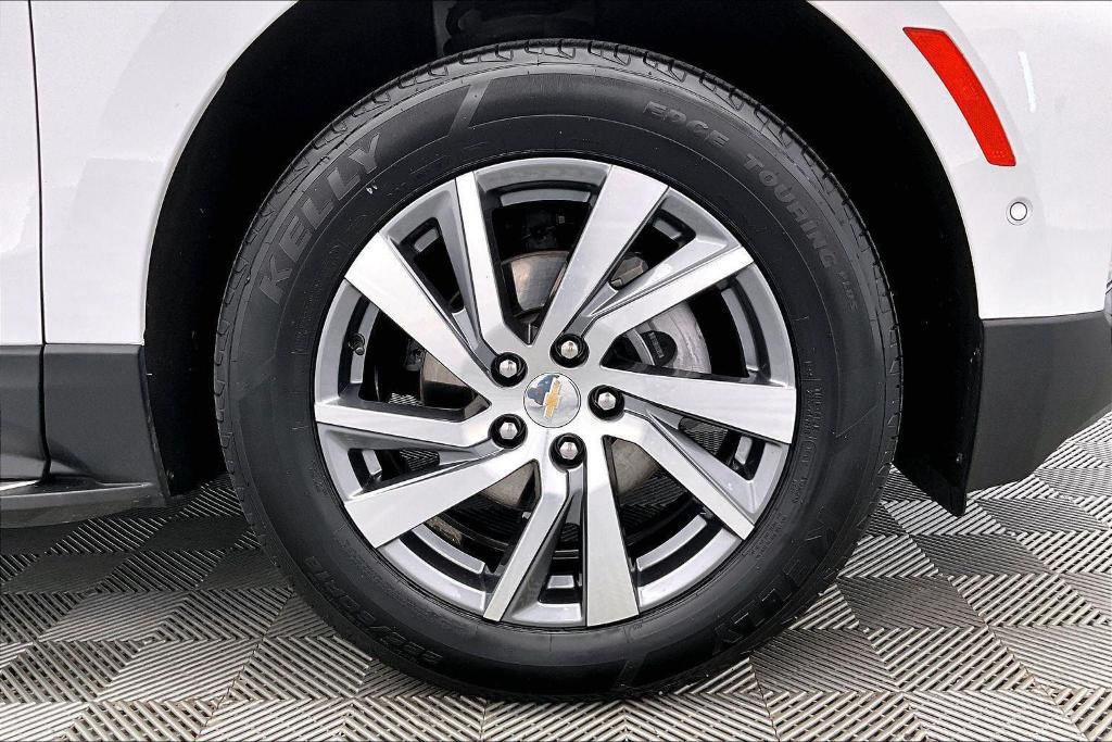 used 2023 Chevrolet Equinox car, priced at $24,488