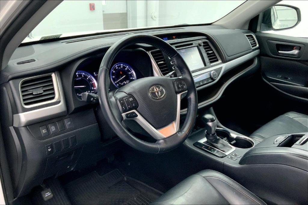 used 2018 Toyota Highlander car, priced at $22,500