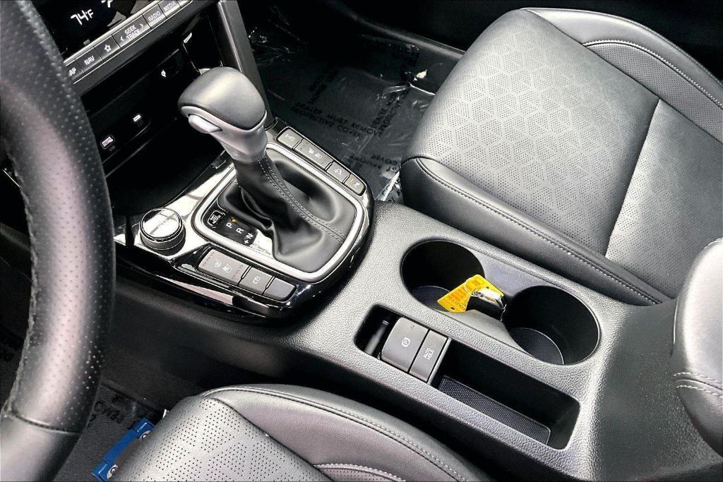 used 2025 Kia Seltos car, priced at $28,500