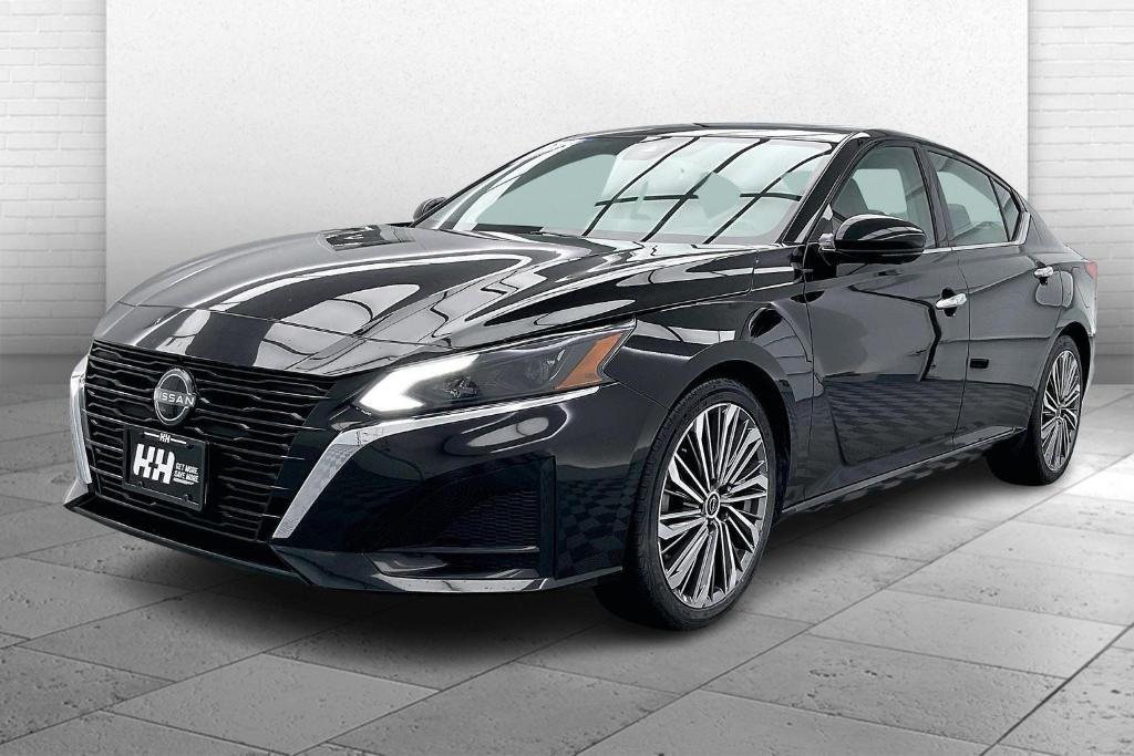 used 2023 Nissan Altima car, priced at $23,500