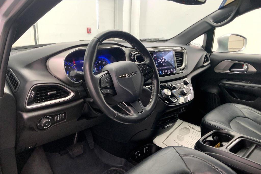 used 2020 Chrysler Pacifica car, priced at $25,500