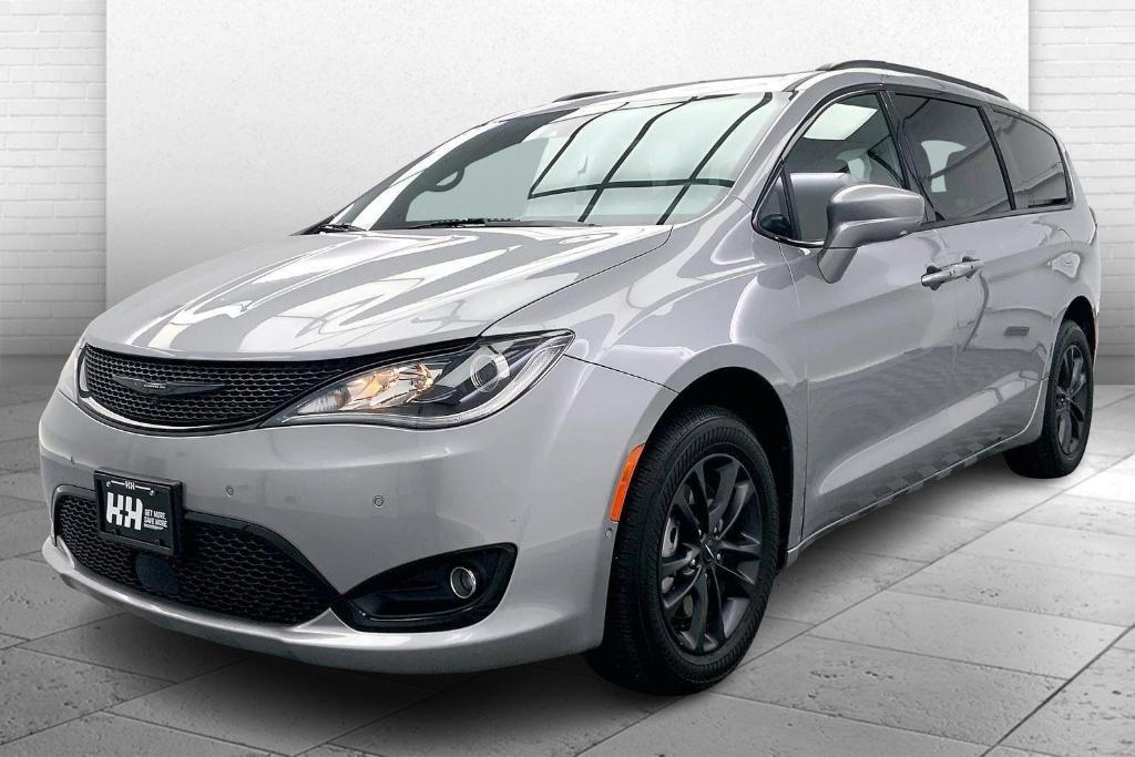used 2020 Chrysler Pacifica car, priced at $25,500