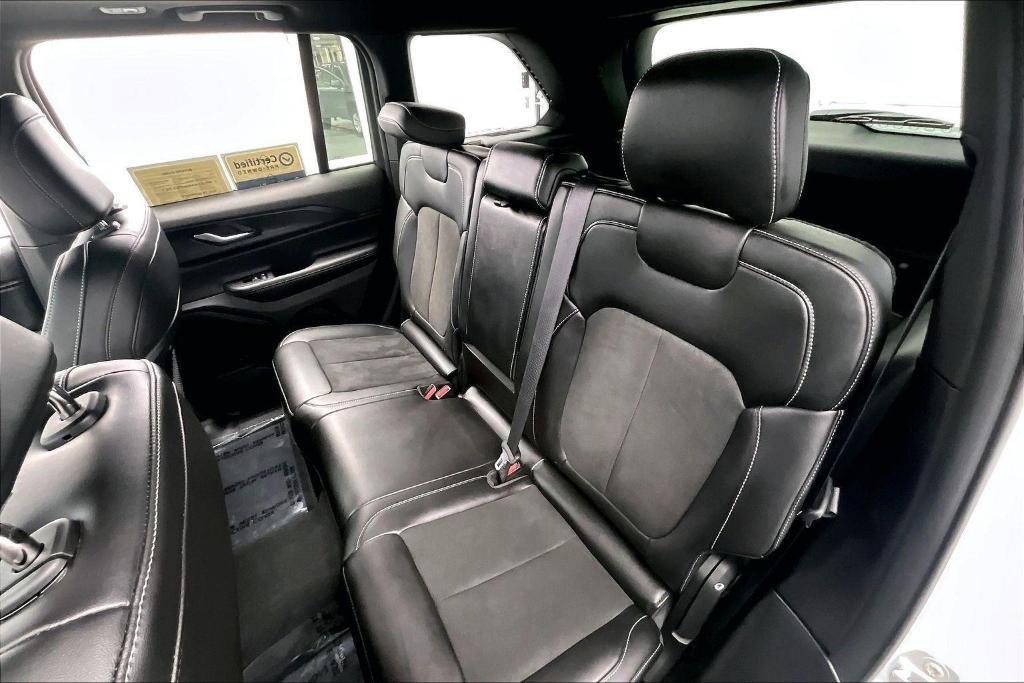 used 2025 Jeep Grand Cherokee car, priced at $36,768