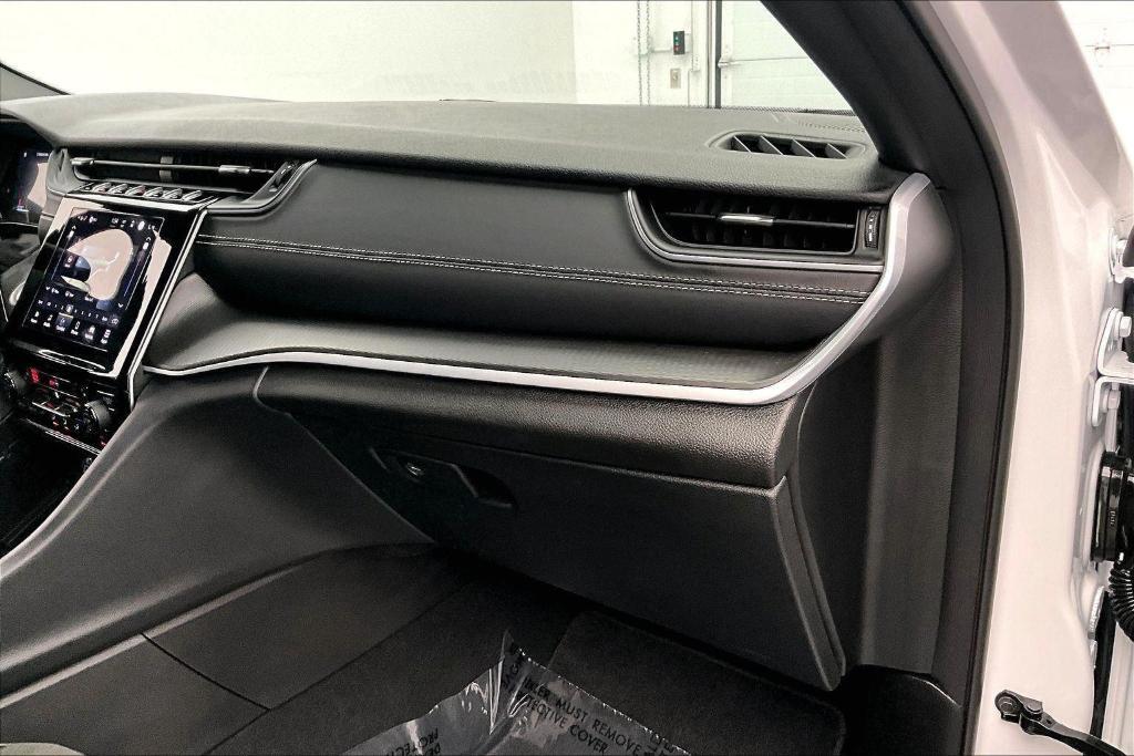 used 2025 Jeep Grand Cherokee car, priced at $36,768