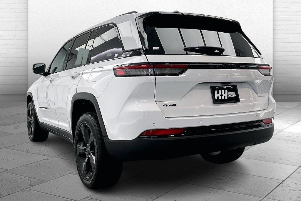 used 2025 Jeep Grand Cherokee car, priced at $36,768