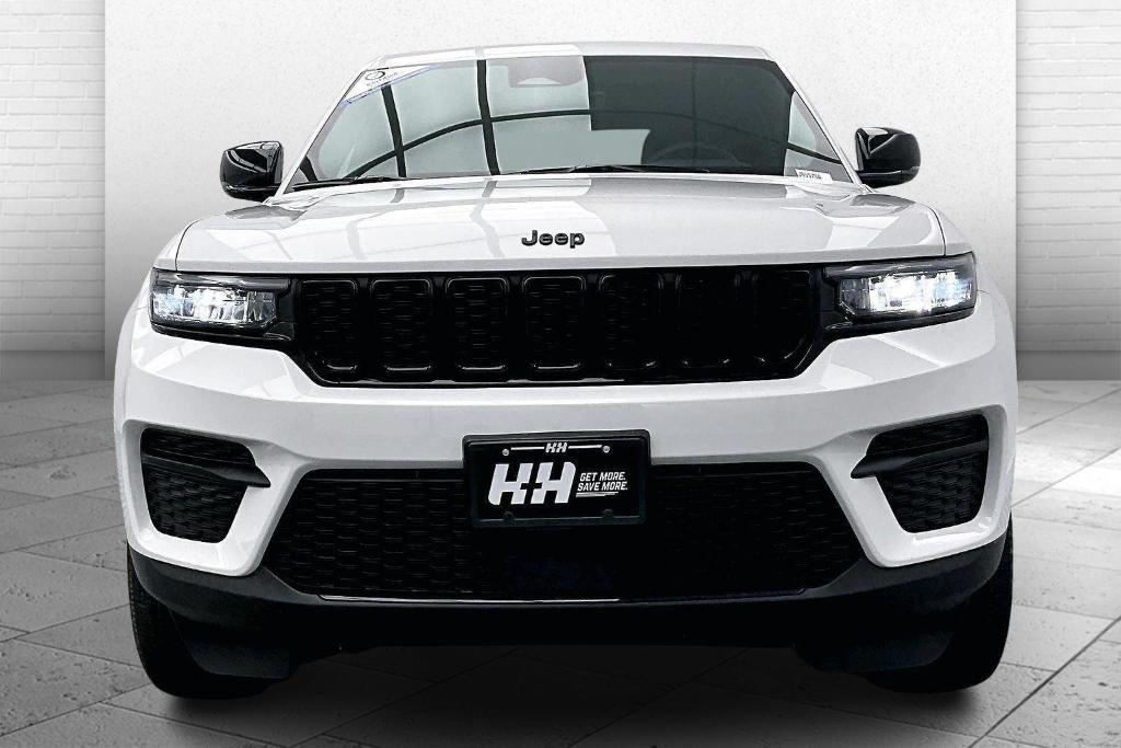 used 2025 Jeep Grand Cherokee car, priced at $36,768