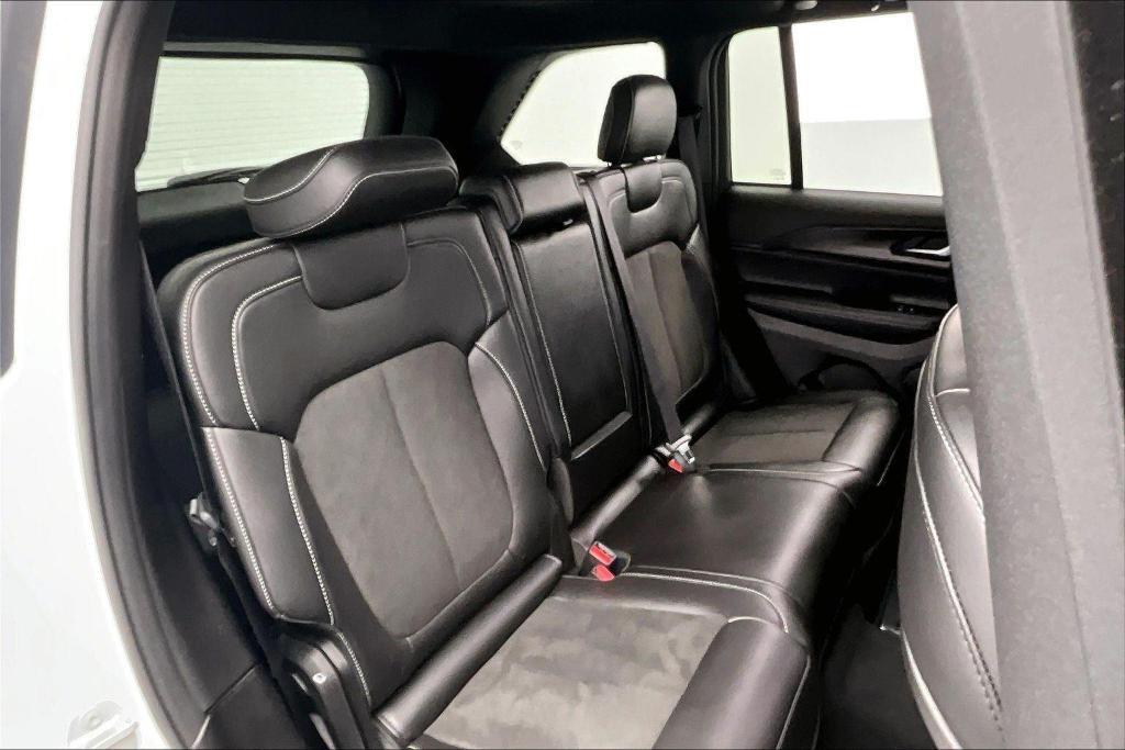 used 2025 Jeep Grand Cherokee car, priced at $36,768