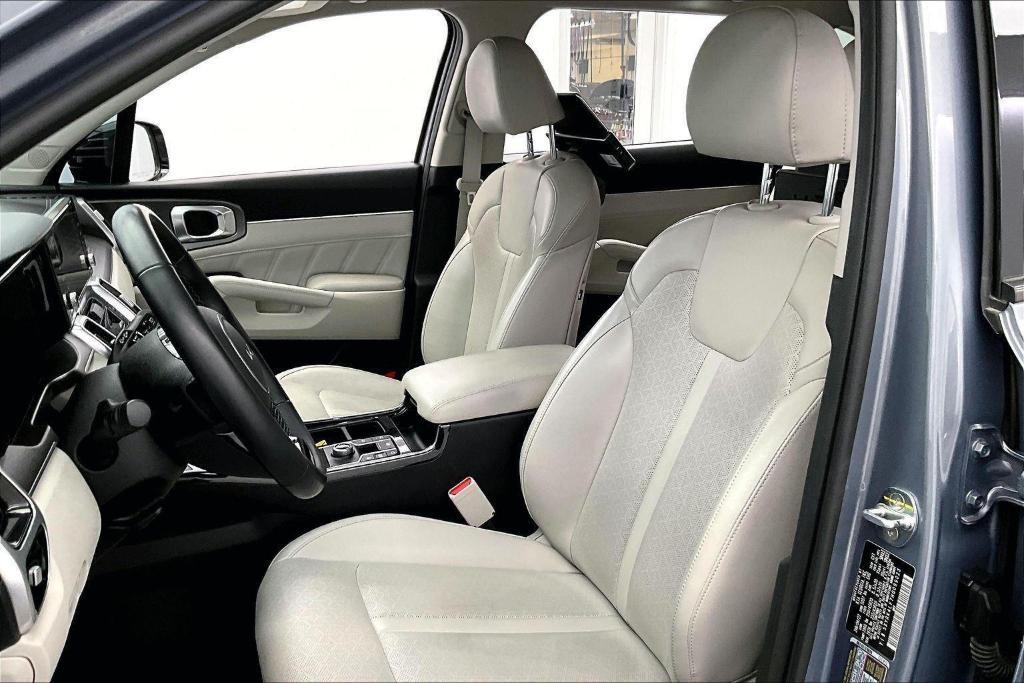 used 2022 Kia Sorento car, priced at $27,000