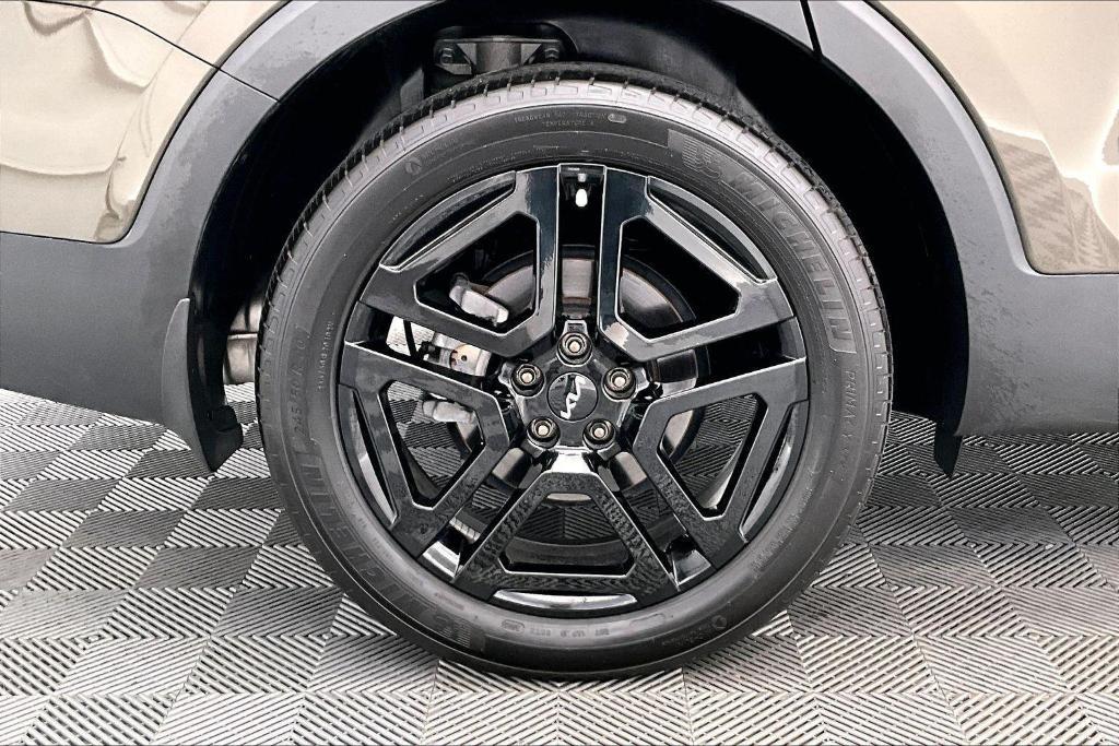 used 2024 Kia Telluride car, priced at $44,000