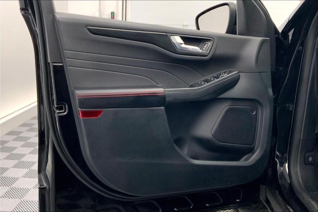 used 2022 Ford Escape car, priced at $25,000