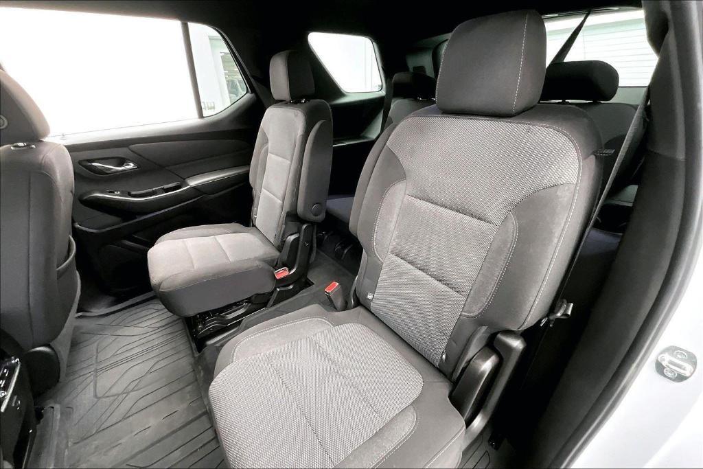used 2023 Chevrolet Traverse car, priced at $34,434