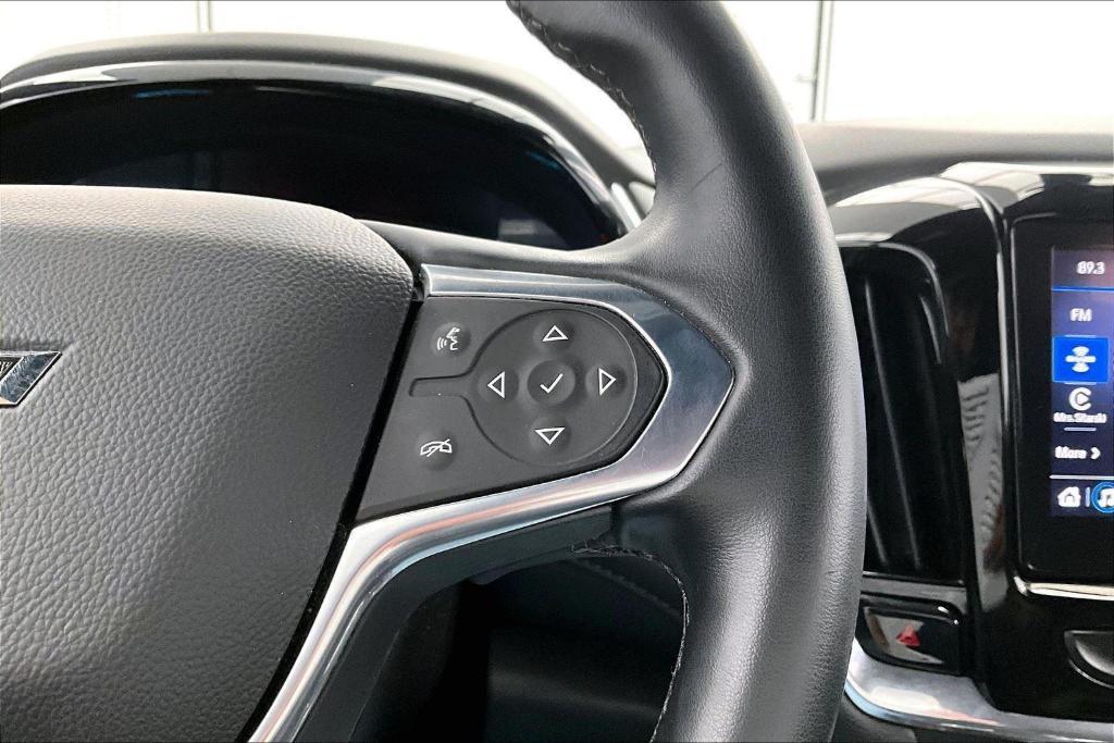 used 2023 Chevrolet Traverse car, priced at $34,434
