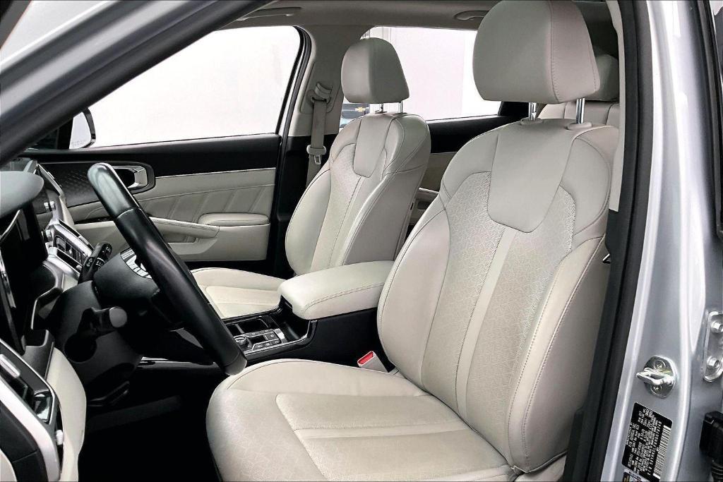 used 2022 Kia Sorento car, priced at $30,000