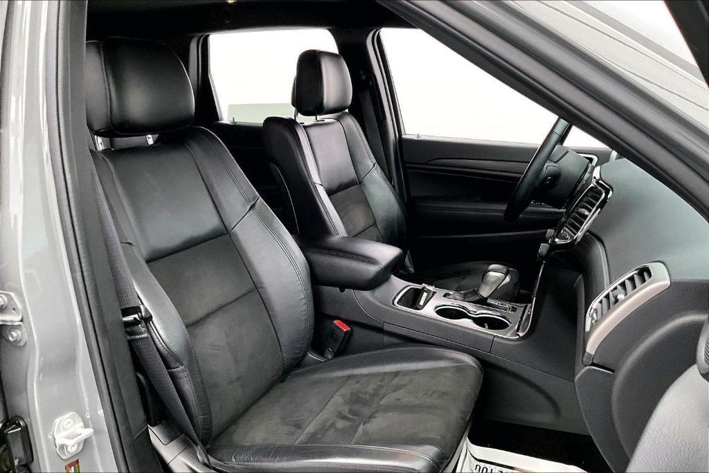 used 2021 Jeep Grand Cherokee car, priced at $28,882