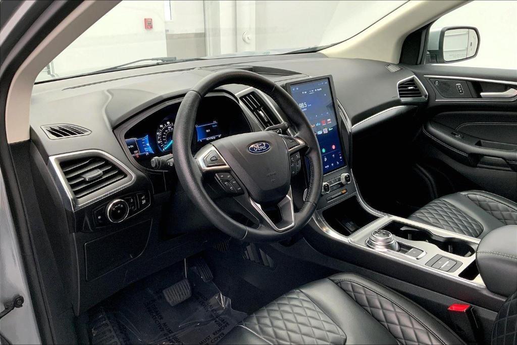 used 2024 Ford Edge car, priced at $28,998