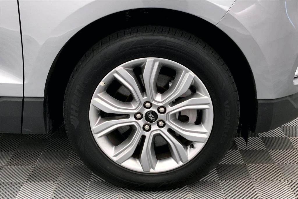 used 2024 Ford Edge car, priced at $28,998