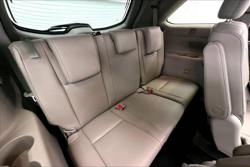 used 2019 Toyota Highlander car, priced at $27,000