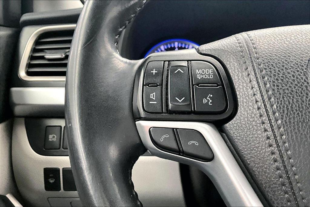 used 2019 Toyota Highlander car, priced at $27,000