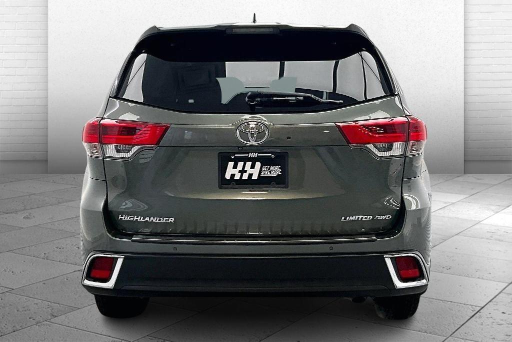 used 2019 Toyota Highlander car, priced at $27,000