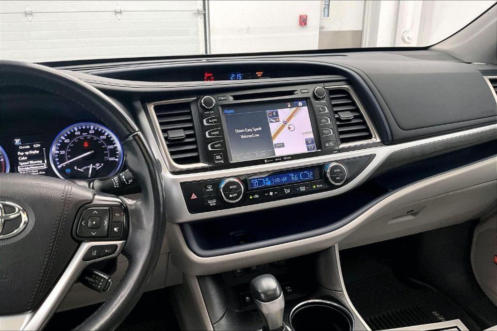 used 2019 Toyota Highlander car, priced at $27,000