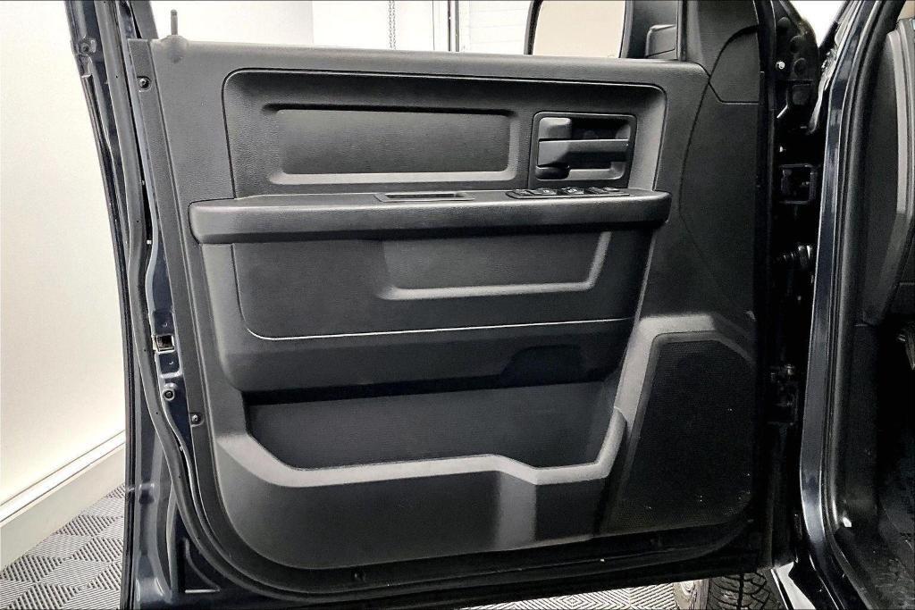 used 2019 Ram 1500 Classic car, priced at $20,995