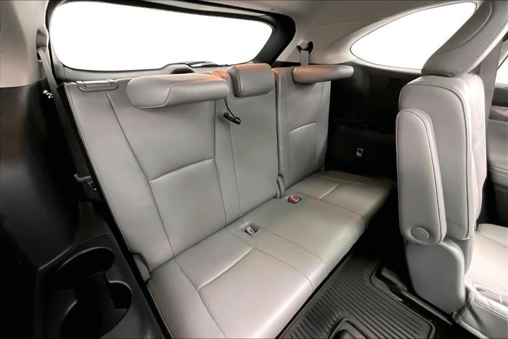 used 2022 Toyota Highlander car, priced at $37,000