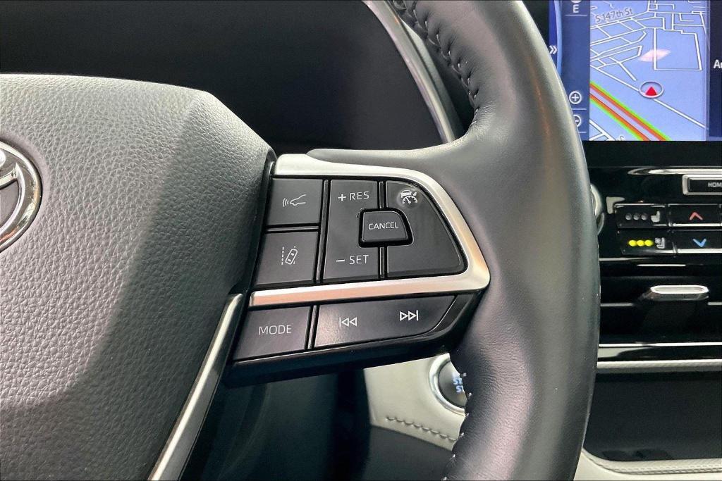 used 2022 Toyota Highlander car, priced at $37,000
