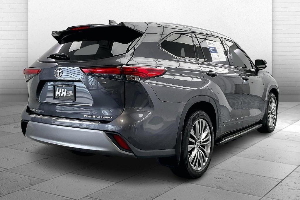used 2022 Toyota Highlander car, priced at $37,000