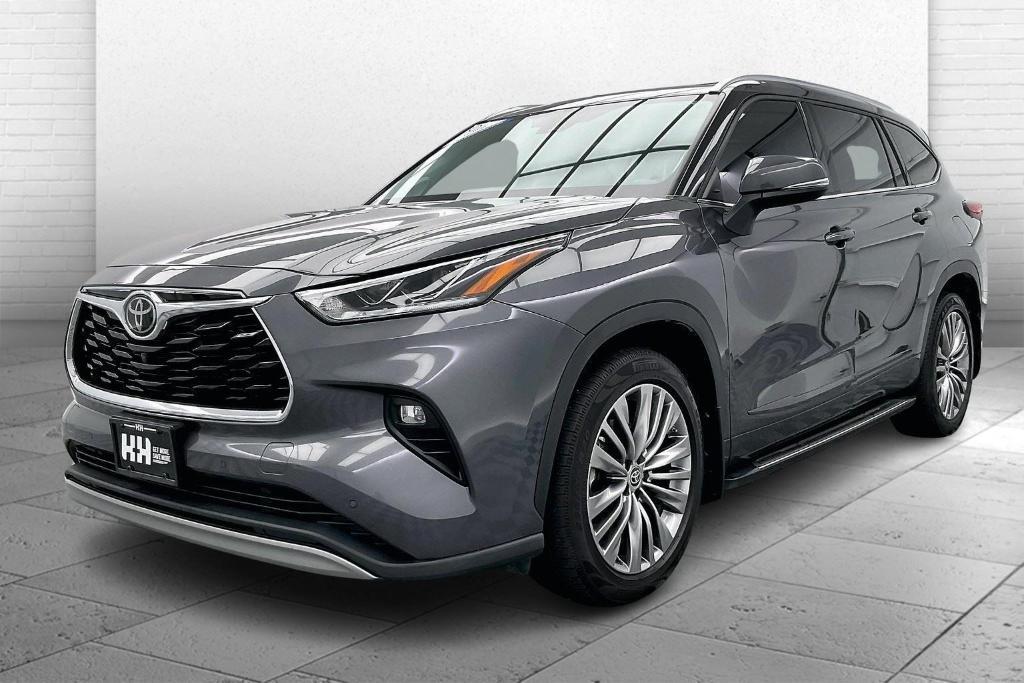 used 2022 Toyota Highlander car, priced at $37,000