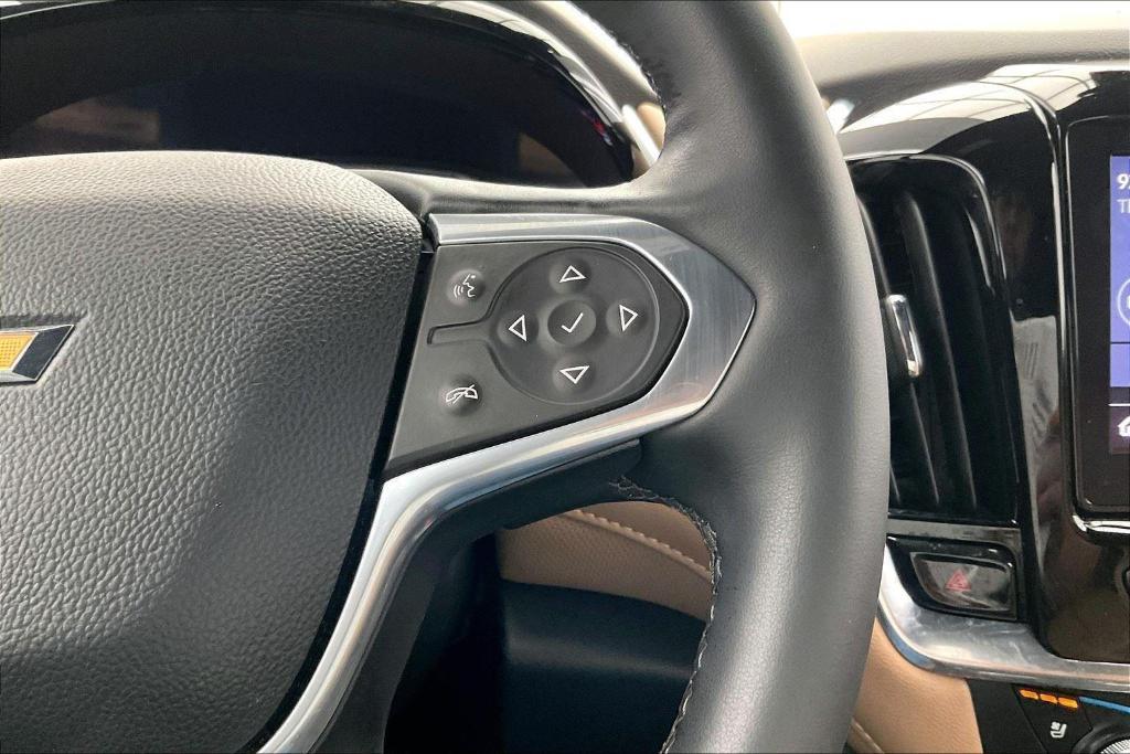 used 2023 Chevrolet Traverse car, priced at $41,995