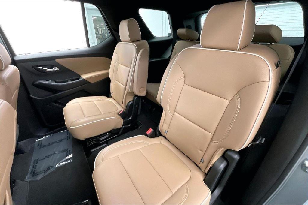 used 2023 Chevrolet Traverse car, priced at $41,995