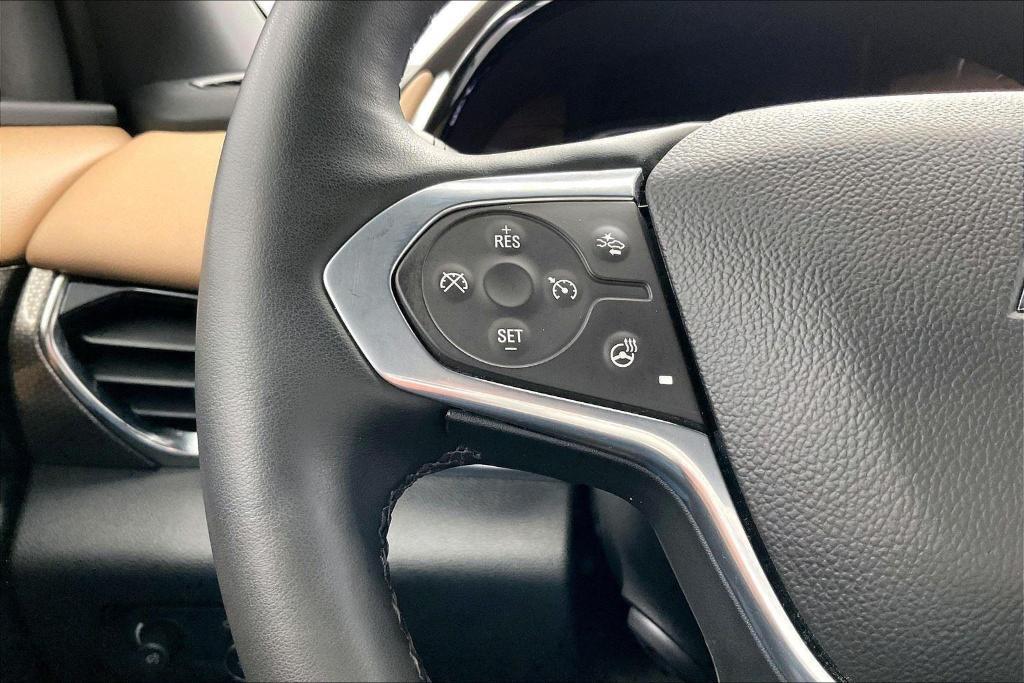 used 2023 Chevrolet Traverse car, priced at $41,995