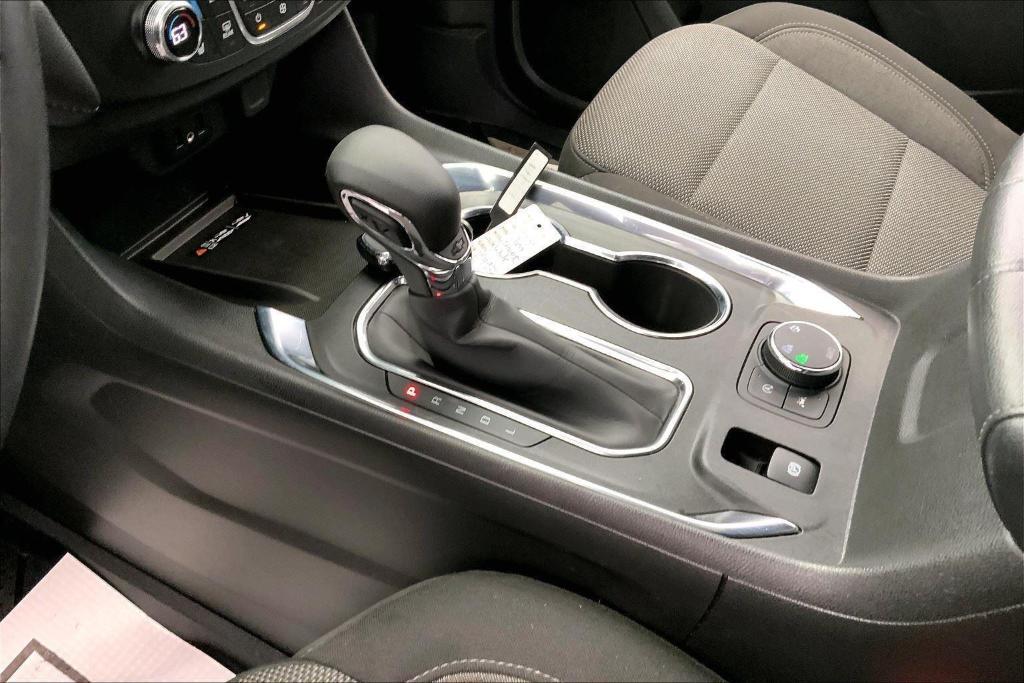 used 2022 Chevrolet Traverse car, priced at $29,995