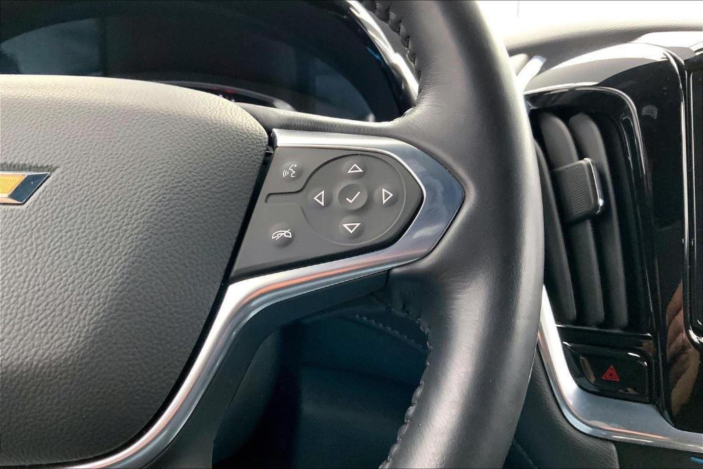 used 2022 Chevrolet Traverse car, priced at $29,995